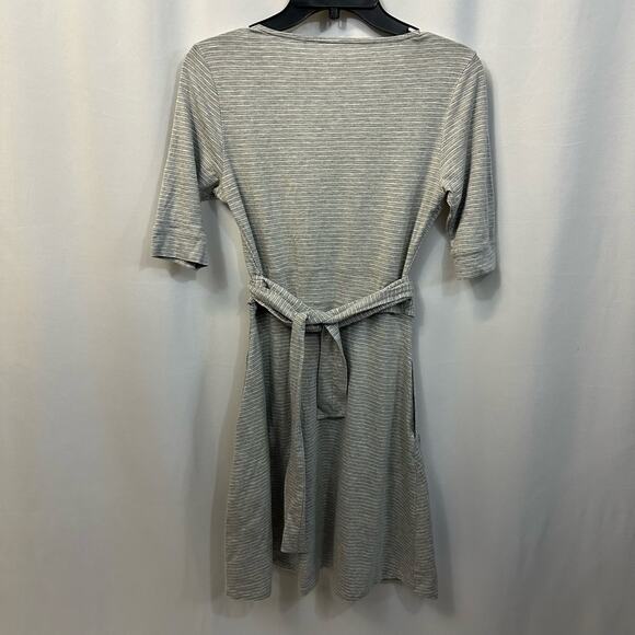 Toad & Co Gray Striped V- Neck Short Sleeve Pockets Knee Length Belted Dress XS - Picture 5 of 6